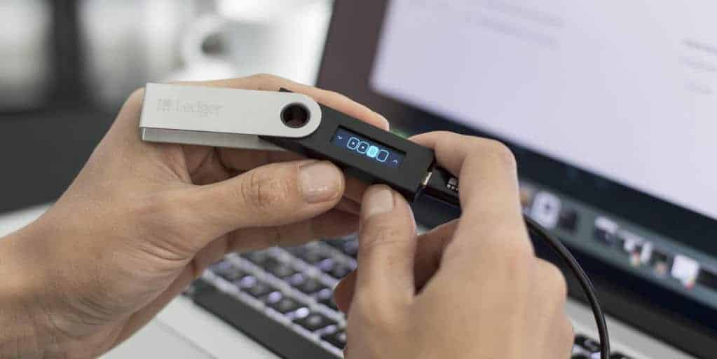 The 8 Best Hardware Bitcoin Wallets You Can Buy in 2021 - SPY